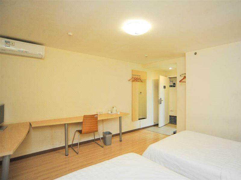7Days Inn Dongguan Conference & Exhibition Center ภายนอก รูปภาพ
